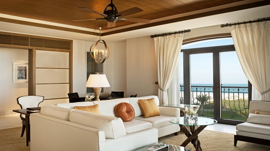 Przykadowa Ocean Suita w St. Regis Saadiyat Island