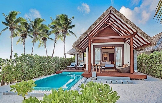 Przykadowa Beach Villa with Pool