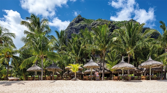 Beach Bar Beachcomber Dinarobin - Mauritius Beach Bar Beachcomber Dinarobin - Mauritius